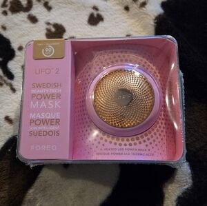 NWT Fullsize Foreo 2 UFO with masks